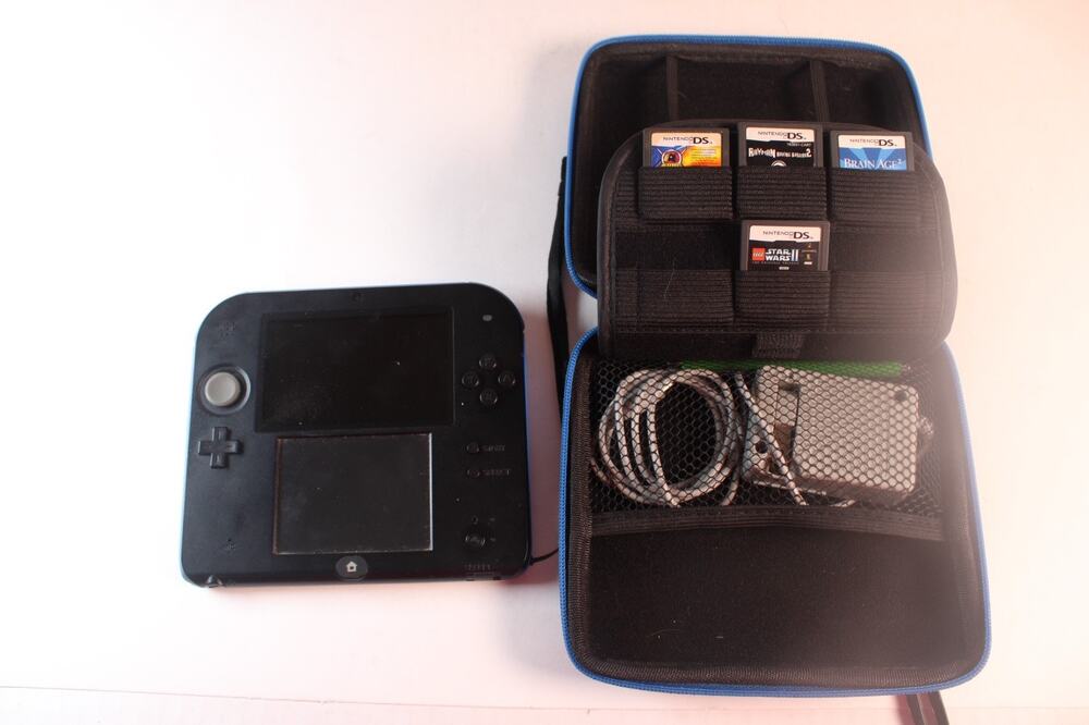Nintendo 2DS Handheld Game Console Electric Blue Bundle W/ 4 games